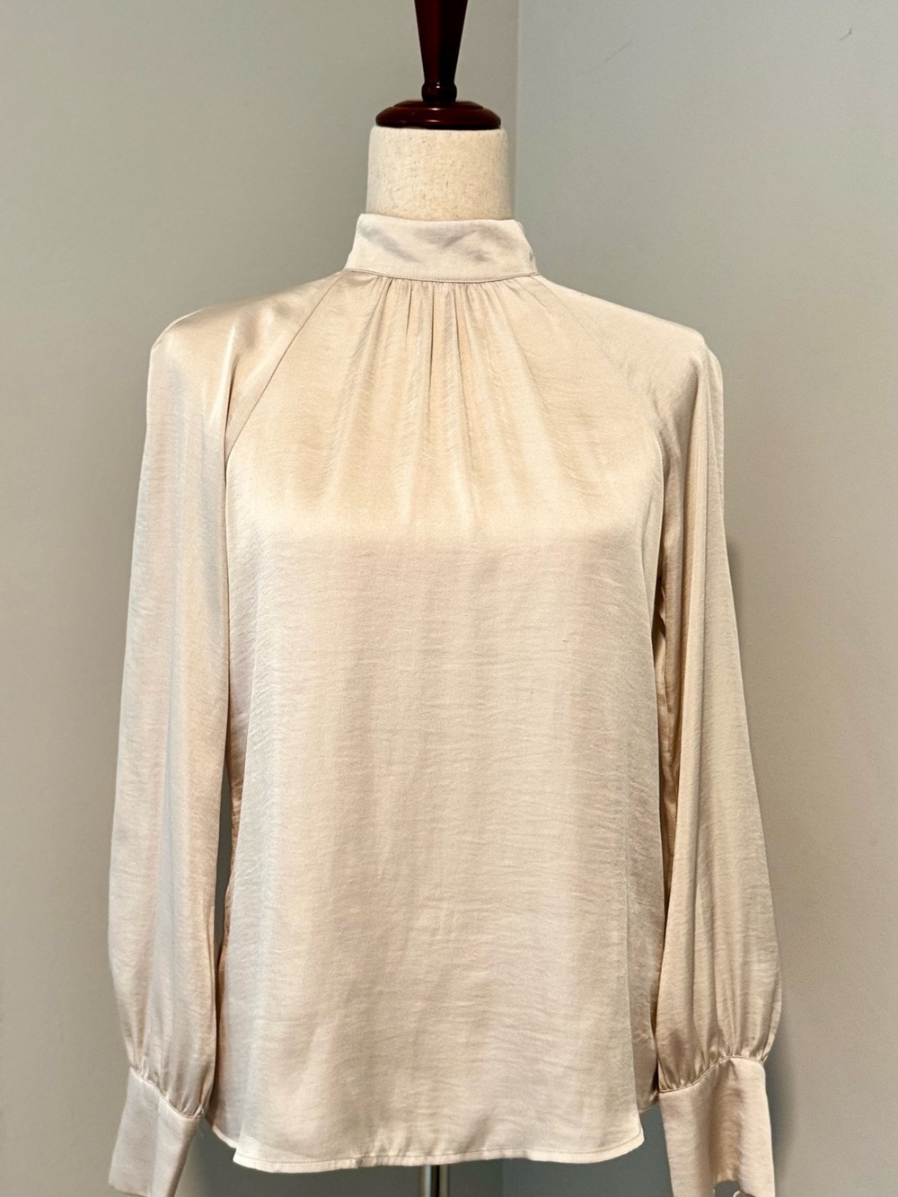 Boden Champagne Satin Mock Neck Blouse Size 4 (US)